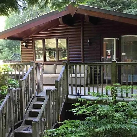 Mistletoe One Luxury With Hot Tub