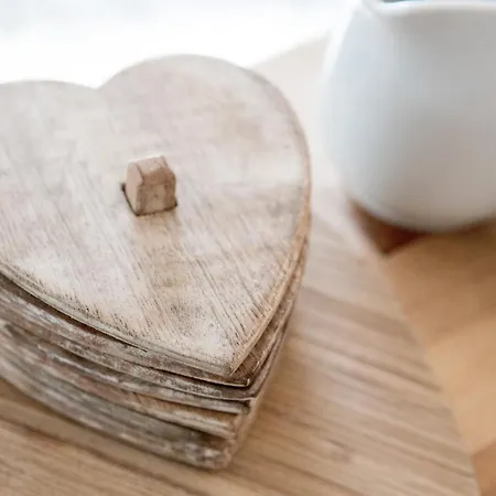 펜션 Mistletoe One Luxury With Hot Tub