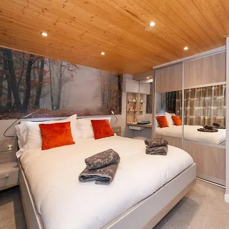 Mistletoe One Luxury With Hot Tub * 윈더미어