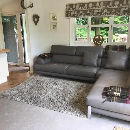 Mistletoe One Luxury With Hot Tub *