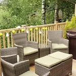 Mistletoe One Luxury With Hot Tub Feriehus